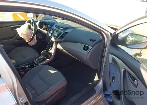 2015 Hyundai Elantra Se z USA, uszkodzony, nr VIN 5NPDH4AE4FH613844